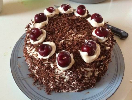 9月23日生日巧克力:醉酒樱桃(Cerise Kirsch) 9月23日生日巧克力:醉酒樱桃(Cerise Kirsch)