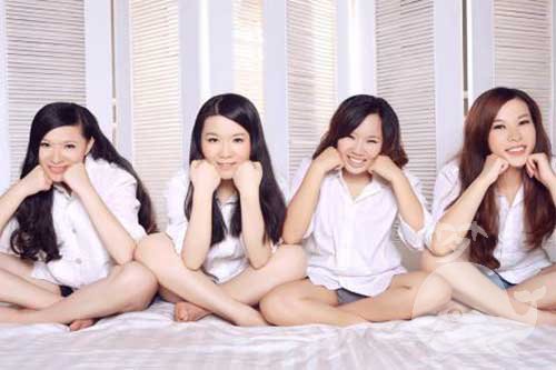 女人