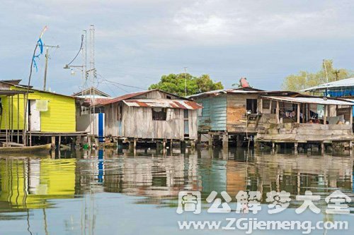 梦见海水暴涨冲进房子