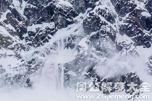 梦见雪崩死人 梦见雪崩死人
