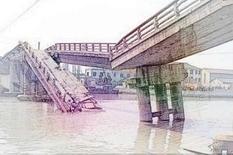 桥断裂