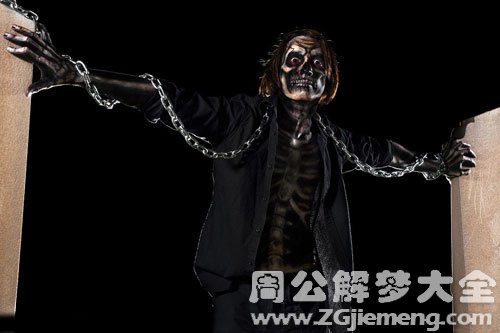 梦见人体骨骸