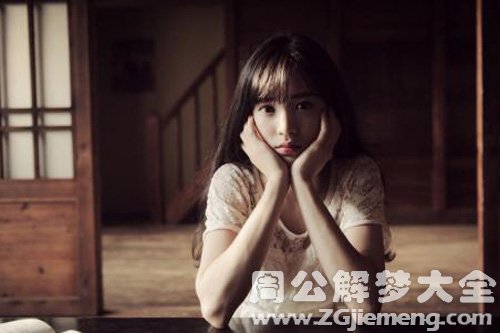 梦见死人叫我吃馒头