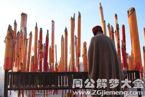 拜佛烧香许愿