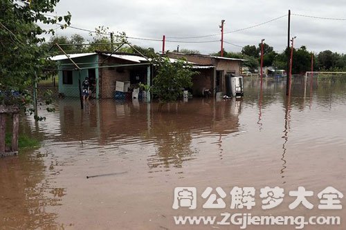 洪水房屋倒塌 洪水房屋倒塌