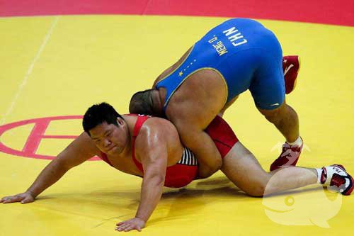 梦见自己摔跤 梦见自己摔跤